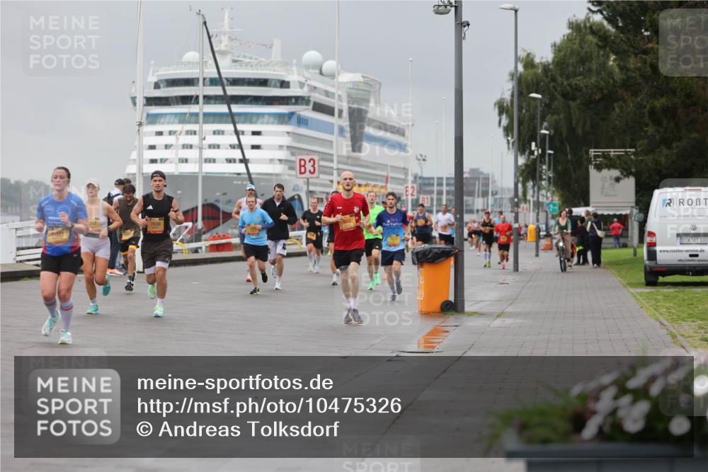 13.09.2026 - Kiel Lauf Andreas Tolksdorf http://msf.ph/oto/10475326 13.09.2026 11:47:38 Kiellinie 1, 455, 0687, 767, 7659, 3, 100 meine-sportfotos.de