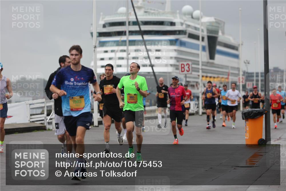 13.09.2026 - Kiel Lauf Andreas Tolksdorf http://msf.ph/oto/10475453 13.09.2026 11:47:45 Kiellinie 7003, 10341, 993, 3 meine-sportfotos.de