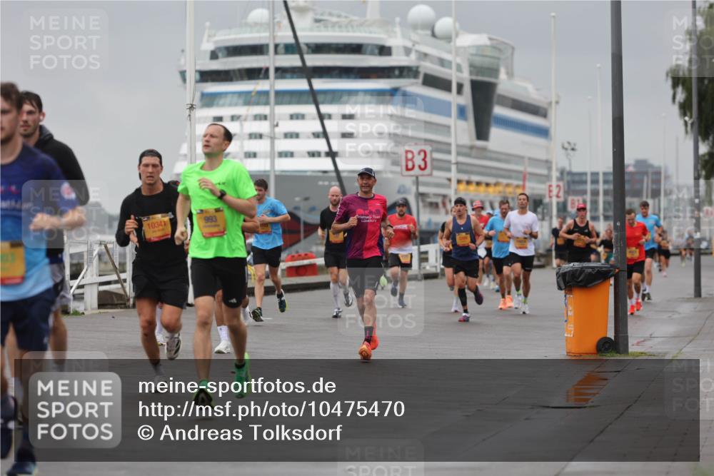 13.09.2026 - Kiel Lauf Andreas Tolksdorf http://msf.ph/oto/10475470 13.09.2026 11:47:46 Kiellinie 10341, 993, 3 meine-sportfotos.de