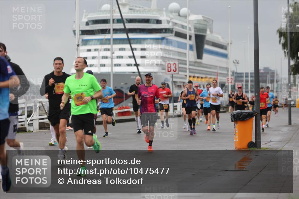 13.09.2026 - Kiel Lauf Andreas Tolksdorf http://msf.ph/oto/10475477 13.09.2026 11:47:46 Kiellinie 10347, 993, 3, 2 meine-sportfotos.de