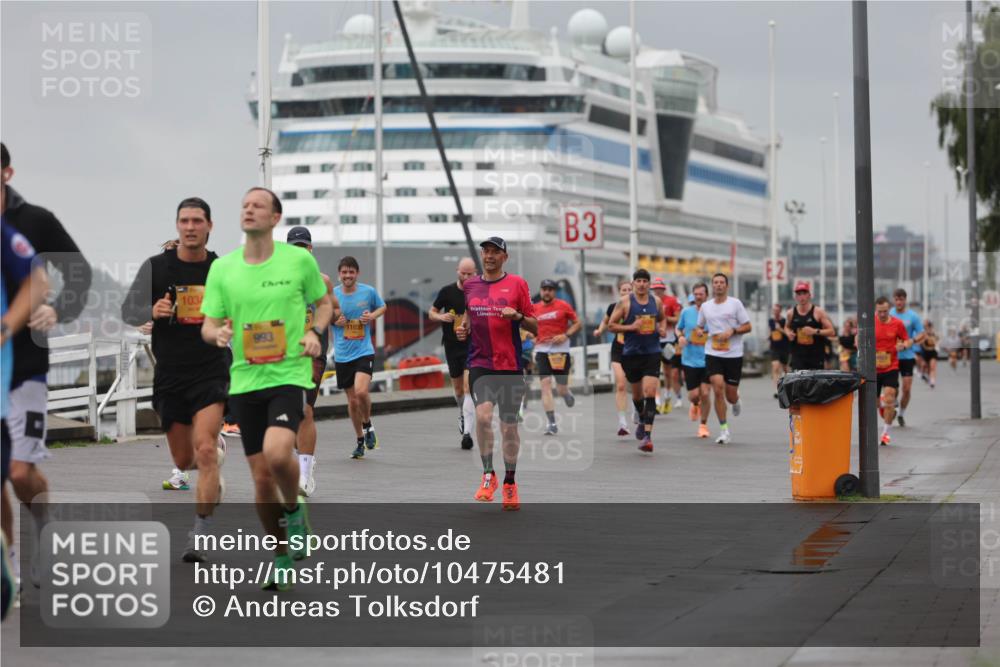 13.09.2026 - Kiel Lauf Andreas Tolksdorf http://msf.ph/oto/10475481 13.09.2026 11:47:46 Kiellinie 103, 993, 11033, 1, 3 meine-sportfotos.de
