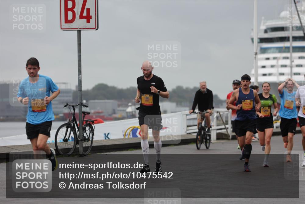 13.09.2026 - Kiel Lauf Andreas Tolksdorf http://msf.ph/oto/10475542 13.09.2026 11:47:53 Kiellinie 11033, 4, 195, 2809, 10911, 3771 meine-sportfotos.de