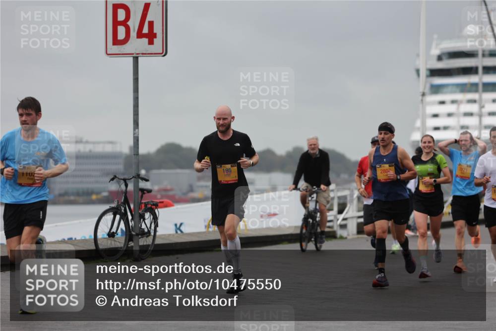 13.09.2026 - Kiel Lauf Andreas Tolksdorf http://msf.ph/oto/10475550 13.09.2026 11:47:53 Kiellinie 1103, 4, 195, 280, 1771 meine-sportfotos.de