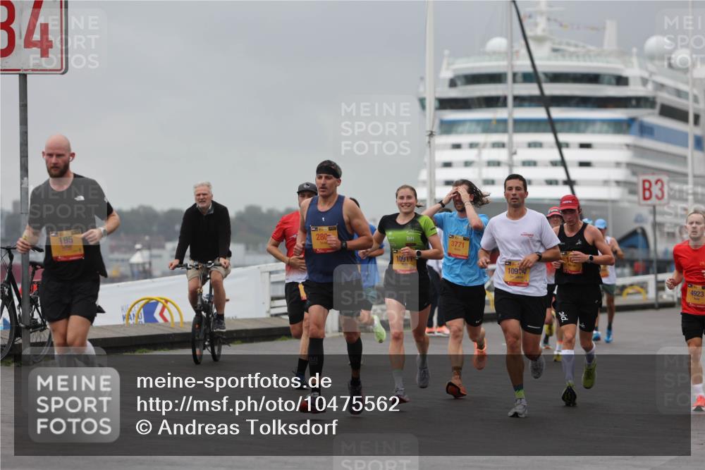 13.09.2026 - Kiel Lauf Andreas Tolksdorf http://msf.ph/oto/10475562 13.09.2026 11:47:54 Kiellinie 34, 195, 280, 1097, 3771, 10914, 3, 4923 meine-sportfotos.de