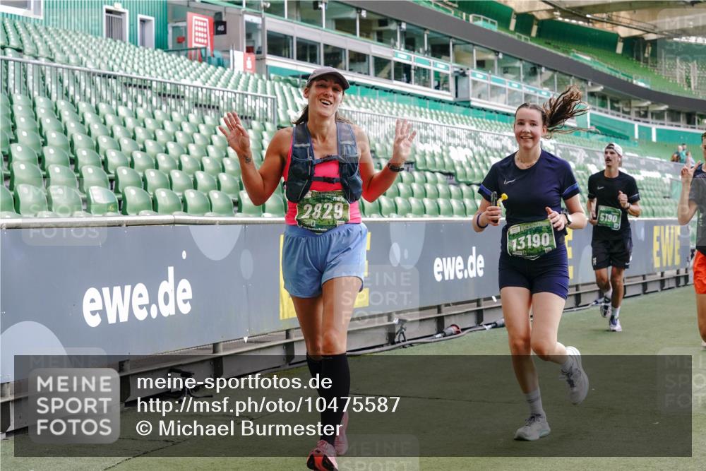 13.09.2026 - 21. swb-Marathon Bremen Michael Burmester http://msf.ph/oto/10475587 13.09.2026 13:16:37 Laufen im Stadion 134, 143, 153, 231, 263, 267, 271, 449, 588, 598, 612, 653, 990, 1057, 1185, 1312, 1465, 1539, 1813, 1825, 1874, 1987, 2013, 2067, 2096, 2218, 2235, 2259, 2351, 2359, 2363, 2381, 2385, 2386, 2389, 2468, 2532, 2550, 2562, 2579, 2586, 2655, 2664, 2667, 2678, 2698, 2760, 2778, 2783, 2797, 2799, 2821, 2846, 2859, 2874, 2958, 2974, 2996, 3001, 3075, 3104, 3133, 3157, 3165, 3185, 3195, 3213, 3237, 3265, 3314, 3331, 3366, 3382, 3387, 3479, 3486, 3501, 3506, 3512, 3829 meine-sportfotos.de