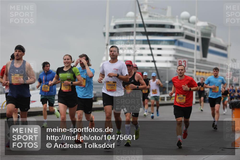 13.09.2026 - Kiel Lauf Andreas Tolksdorf http://msf.ph/oto/10475601 13.09.2026 11:47:55 Kiellinie 39, 280, 9750, 1091, 10914, 4923 meine-sportfotos.de