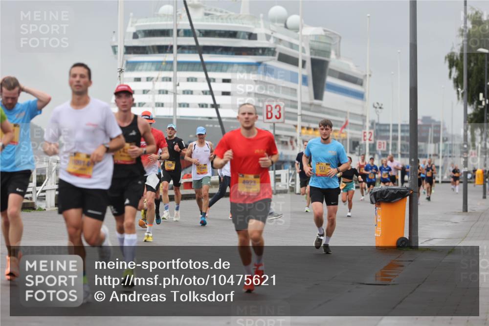 13.09.2026 - Kiel Lauf Andreas Tolksdorf http://msf.ph/oto/10475621 13.09.2026 11:47:56 Kiellinie 12049, 4923, 3, 511, 2 meine-sportfotos.de
