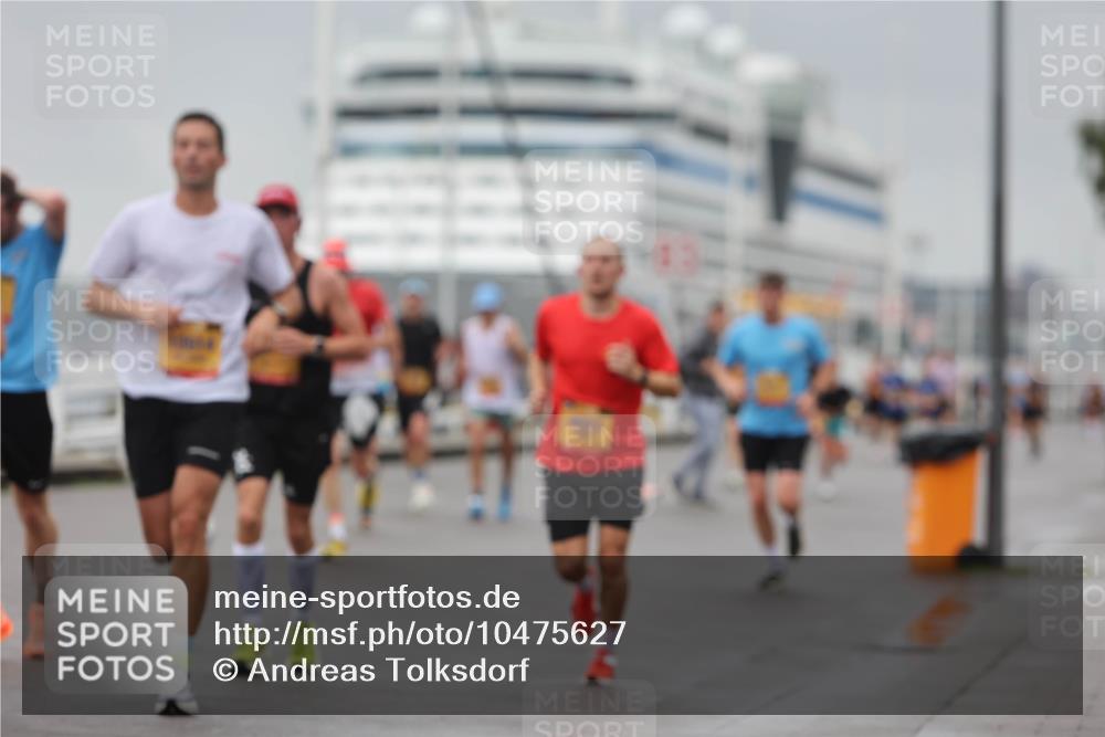 13.09.2026 - Kiel Lauf Andreas Tolksdorf http://msf.ph/oto/10475627 13.09.2026 11:47:57 Kiellinie  meine-sportfotos.de