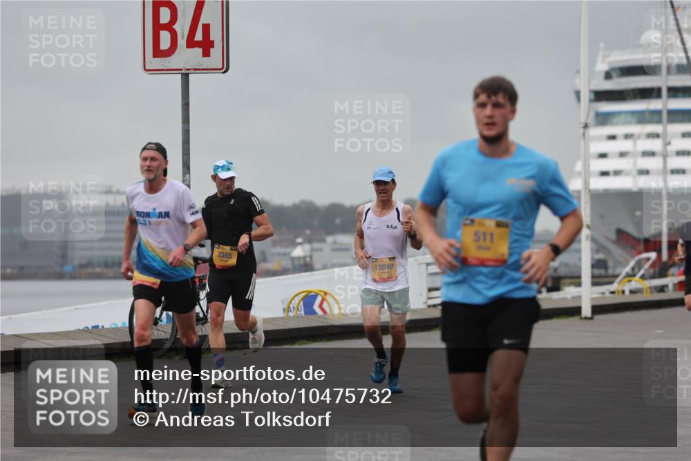 13.09.2026 - Kiel Lauf Andreas Tolksdorf http://msf.ph/oto/10475732 13.09.2026 11:48:02 Kiellinie 4, 03, 3385, 12049, 511 meine-sportfotos.de