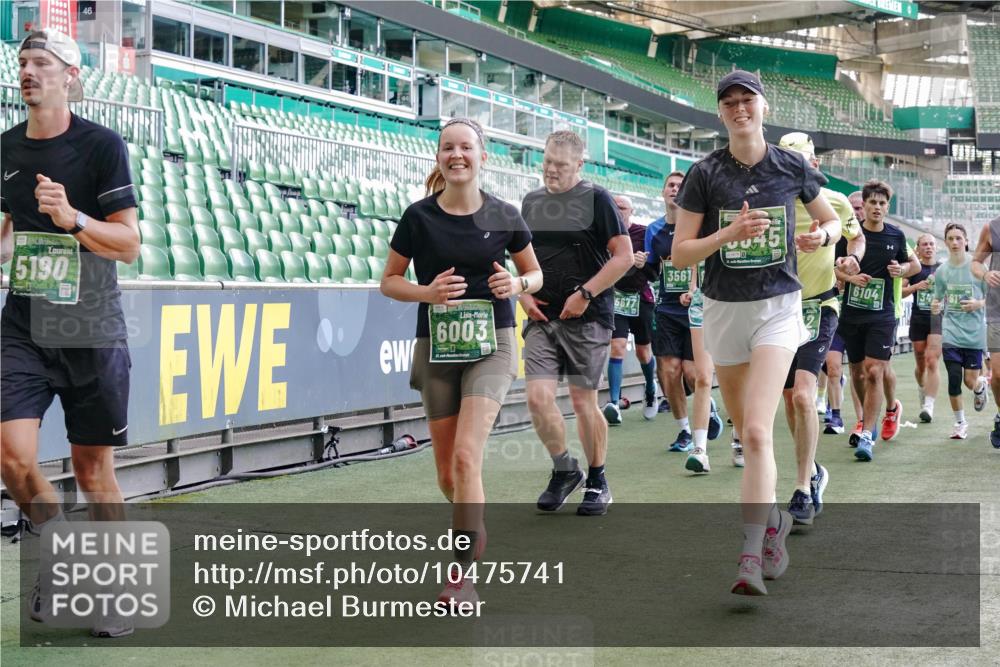 13.09.2026 - 21. swb-Marathon Bremen Michael Burmester http://msf.ph/oto/10475741 13.09.2026 13:16:40 Laufen im Stadion 134, 143, 153, 231, 263, 267, 271, 449, 588, 598, 612, 653, 990, 1057, 1185, 1312, 1465, 1539, 1813, 1825, 1874, 1987, 2013, 2067, 2096, 2218, 2235, 2259, 2351, 2359, 2363, 2381, 2385, 2386, 2389, 2468, 2532, 2550, 2562, 2579, 2586, 2655, 2664, 2667, 2678, 2698, 2760, 2778, 2783, 2797, 2799, 2821, 2846, 2859, 2874, 2974, 2984, 2996, 3001, 3075, 3104, 3133, 3157, 3165, 3185, 3195, 3213, 3237, 3265, 3314, 3331, 3366, 3382, 3387, 3479, 3486, 3501, 3506, 3512, 3829 meine-sportfotos.de