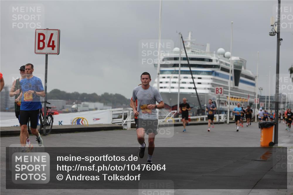 13.09.2026 - Kiel Lauf Andreas Tolksdorf http://msf.ph/oto/10476064 13.09.2026 11:48:37 Kiellinie 2926, 4, 3 meine-sportfotos.de