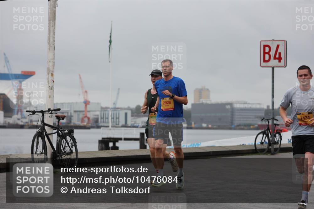 13.09.2026 - Kiel Lauf Andreas Tolksdorf http://msf.ph/oto/10476084 13.09.2026 11:48:38 Kiellinie 36, 12025, 39, 2926, 4, 39, 7424 meine-sportfotos.de