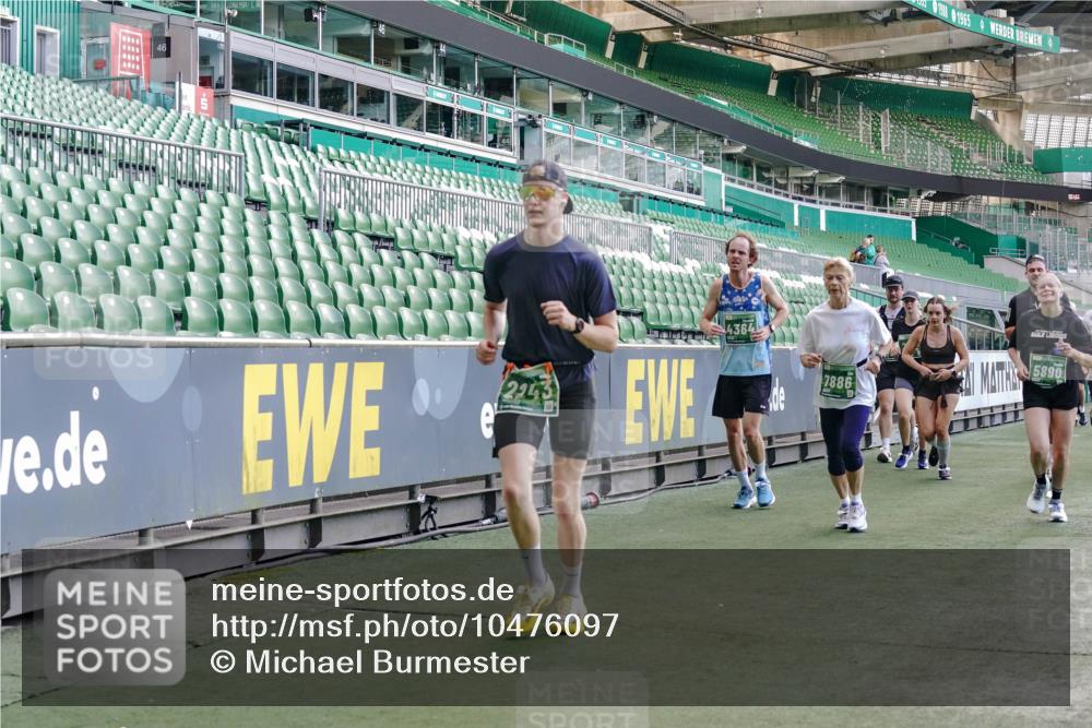 13.09.2026 - 21. swb-Marathon Bremen Michael Burmester http://msf.ph/oto/10476097 13.09.2026 13:16:51 Laufen im Stadion 134, 143, 153, 231, 267, 271, 449, 588, 598, 612, 653, 990, 1057, 1185, 1312, 1424, 1425, 1465, 1539, 1790, 1813, 1825, 1874, 1987, 2013, 2067, 2096, 2218, 2259, 2351, 2363, 2381, 2385, 2386, 2389, 2419, 2468, 2532, 2550, 2562, 2579, 2586, 2601, 2655, 2664, 2667, 2678, 2698, 2778, 2797, 2799, 2821, 2846, 2874, 2974, 2984, 2996, 3001, 3075, 3104, 3133, 3157, 3165, 3180, 3185, 3195, 3213, 3237, 3265, 3314, 3331, 3337, 3366, 3382, 3387, 3421, 3431, 3479, 3486, 3501, 3506, 3512 meine-sportfotos.de