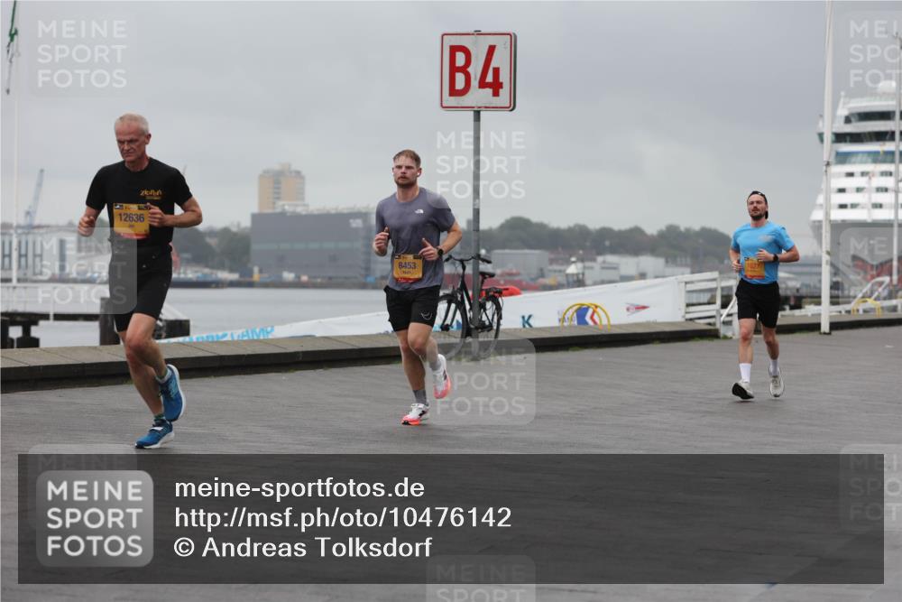 13.09.2026 - Kiel Lauf Andreas Tolksdorf http://msf.ph/oto/10476142 13.09.2026 11:48:47 Kiellinie 12636, 8453, 4, 1627 meine-sportfotos.de