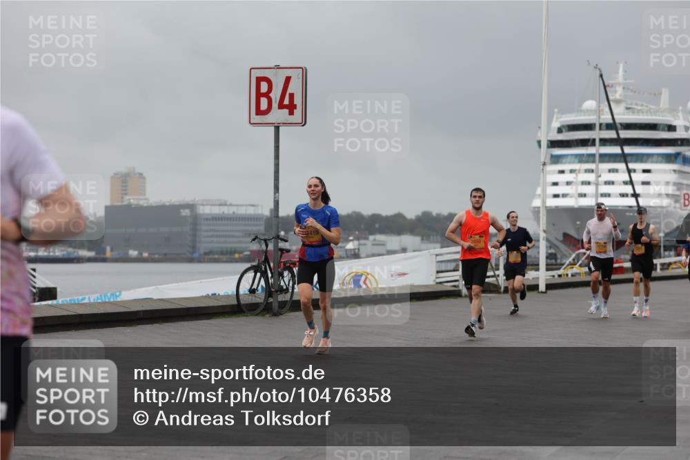 13.09.2026 - Kiel Lauf Andreas Tolksdorf http://msf.ph/oto/10476358 13.09.2026 11:49:08 Kiellinie 1005, 4, 1419, 2450, 11118 meine-sportfotos.de