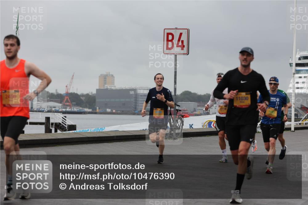 13.09.2026 - Kiel Lauf Andreas Tolksdorf http://msf.ph/oto/10476390 13.09.2026 11:49:13 Kiellinie 2450, 4, 1118, 11030, 753 meine-sportfotos.de