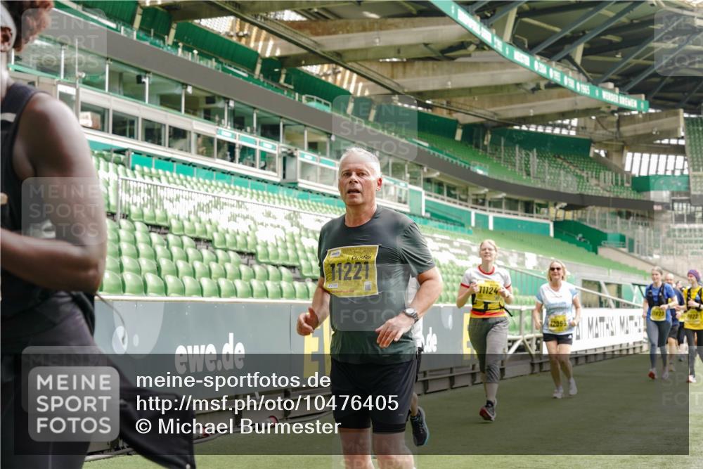 13.09.2026 - 21. swb-Marathon Bremen Michael Burmester http://msf.ph/oto/10476405 13.09.2026 10:39:18 Laufen im Stadion 10135, 10138, 10139, 10156, 10168, 10188, 10190, 10204, 10205, 10217, 10229, 10234, 10238, 10259, 10260, 10279, 10280, 10305, 10314, 10360, 10363, 10364, 10370, 10375, 10376, 10378, 10386, 10404, 10432, 10457, 10465, 10469, 10484, 10493, 10501, 10505, 10510, 10511, 10526, 10556, 10576, 10580, 10595, 10599, 10609, 10616, 10619, 10630, 10645, 10653, 10654, 10660, 10661, 10662, 10664, 10681, 10682, 10686, 10695, 10697, 10712, 10737, 10743, 10751, 10802, 10823 meine-sportfotos.de