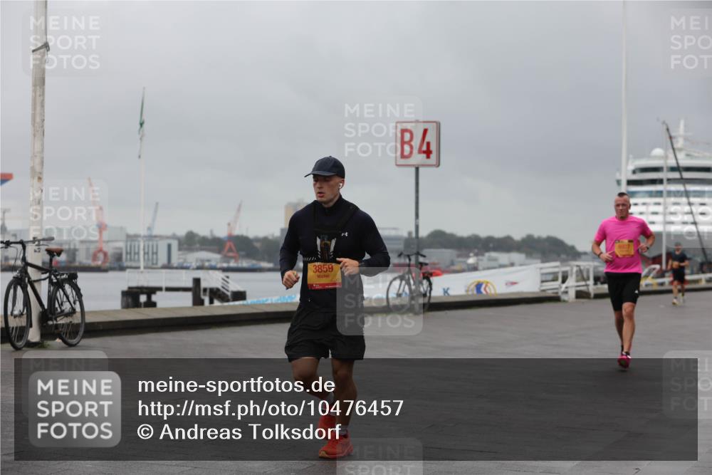 13.09.2026 - Kiel Lauf Andreas Tolksdorf http://msf.ph/oto/10476457 13.09.2026 11:49:18 Kiellinie 3859, 4 meine-sportfotos.de