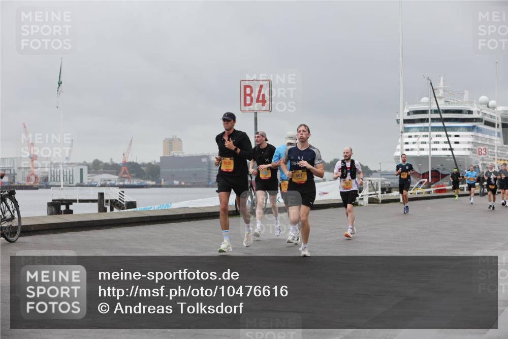 13.09.2026 - Kiel Lauf Andreas Tolksdorf http://msf.ph/oto/10476616 13.09.2026 11:49:37 Kiellinie 9836, 4, 1110, 507, 3 meine-sportfotos.de