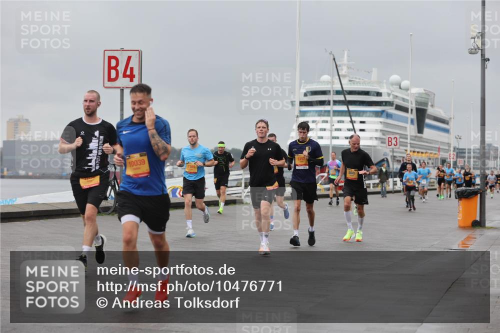13.09.2026 - Kiel Lauf Andreas Tolksdorf http://msf.ph/oto/10476771 13.09.2026 11:49:46 Kiellinie 4, 10039, 7189, 8157, 5845, 3 meine-sportfotos.de