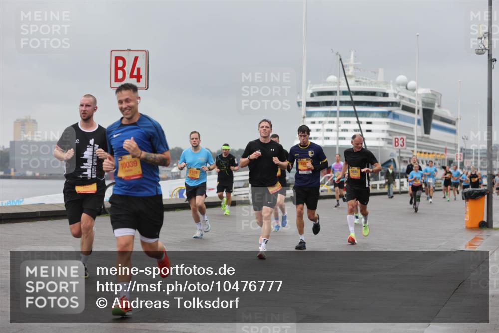 13.09.2026 - Kiel Lauf Andreas Tolksdorf http://msf.ph/oto/10476777 13.09.2026 11:49:47 Kiellinie 4, 10039, 7189, 5845, 3 meine-sportfotos.de