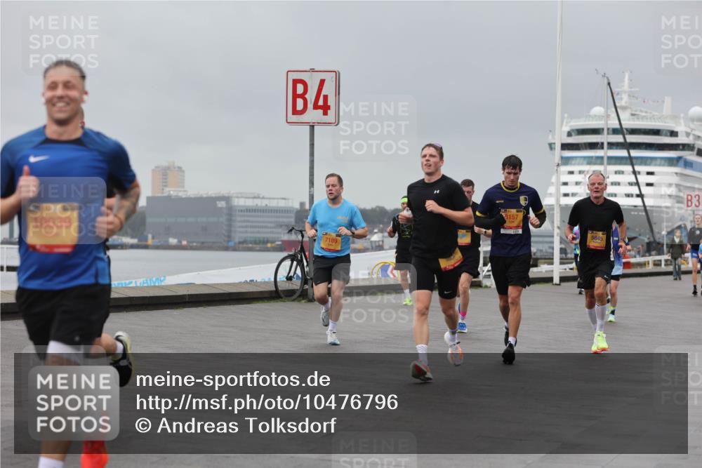 13.09.2026 - Kiel Lauf Andreas Tolksdorf http://msf.ph/oto/10476796 13.09.2026 11:49:48 Kiellinie 10039, 4, 7189, 8157, 5845, 3 meine-sportfotos.de
