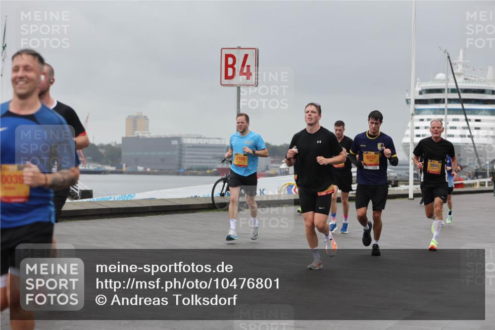 13.09.2026 - Kiel Lauf Andreas Tolksdorf http://msf.ph/oto/10476801 13.09.2026 11:49:48 Kiellinie 0039, 4, 7189, 8157, 5845 meine-sportfotos.de