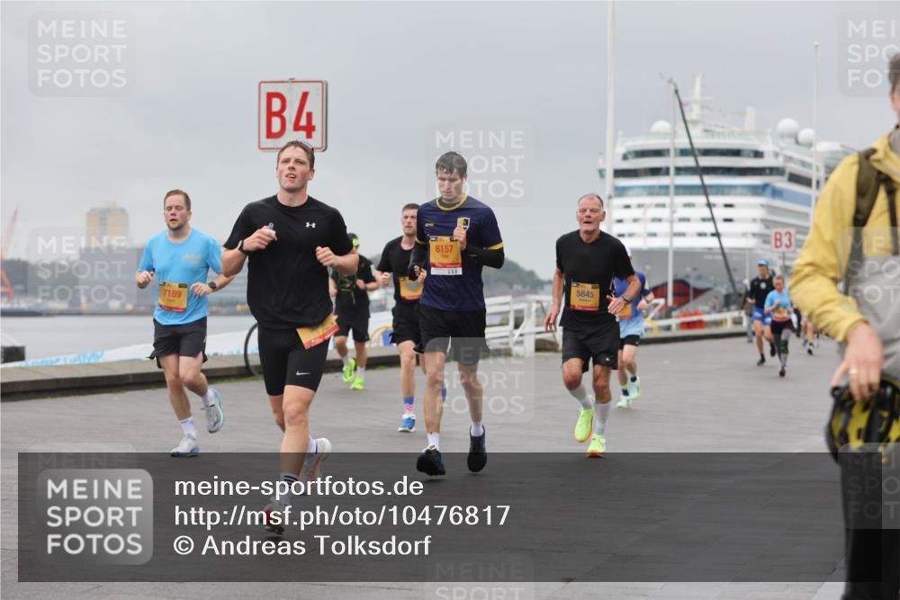 13.09.2026 - Kiel Lauf Andreas Tolksdorf http://msf.ph/oto/10476817 13.09.2026 11:49:49 Kiellinie 7189, 4, 8157, 5845, 3 meine-sportfotos.de