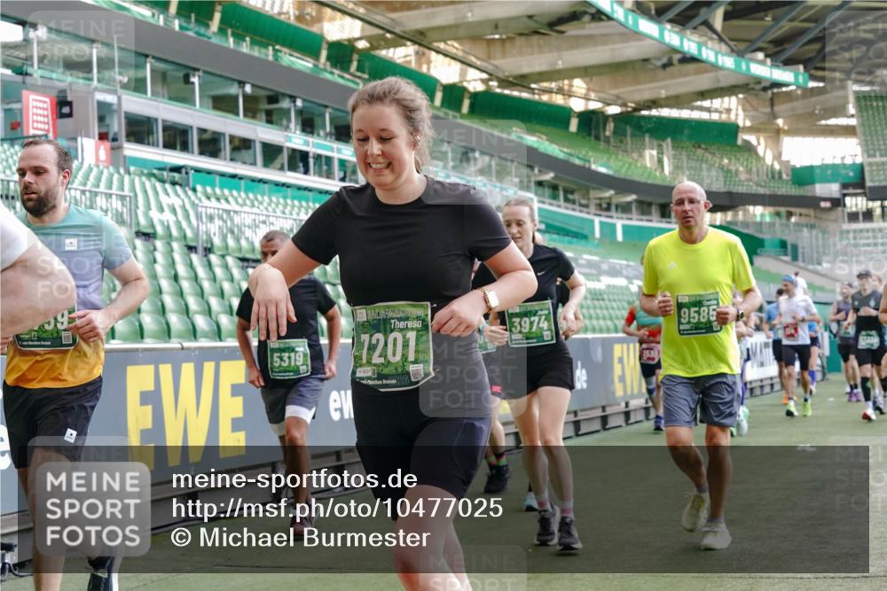 13.09.2026 - 21. swb-Marathon Bremen Michael Burmester http://msf.ph/oto/10477025 13.09.2026 13:17:16 Laufen im Stadion 134, 153, 231, 267, 271, 311, 404, 449, 588, 598, 612, 653, 837, 990, 1057, 1185, 1312, 1424, 1425, 1465, 1539, 1790, 1813, 1825, 1844, 1987, 2013, 2056, 2067, 2096, 2218, 2259, 2351, 2363, 2381, 2389, 2419, 2468, 2532, 2550, 2562, 2579, 2586, 2601, 2647, 2655, 2664, 2678, 2698, 2778, 2797, 2799, 2821, 2846, 2893, 2974, 2984, 2996, 3001, 3104, 3133, 3146, 3180, 3195, 3210, 3213, 3237, 3314, 3331, 3337, 3366, 3387, 3421, 3431, 3479, 3501, 3506, 3512, 3548, 3633, 3654 meine-sportfotos.de