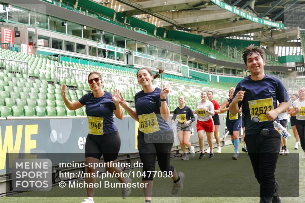 13.09.2026 - 21. swb-Marathon Bremen Michael Burmester http://msf.ph/oto/10477038 13.09.2026 10:39:39 Laufen im Stadion 10135, 10138, 10139, 10156, 10168, 10169, 10188, 10204, 10213, 10217, 10229, 10234, 10238, 10259, 10260, 10279, 10280, 10299, 10314, 10321, 10360, 10363, 10364, 10378, 10386, 10404, 10406, 10417, 10435, 10457, 10469, 10484, 10493, 10501, 10505, 10510, 10511, 10526, 10556, 10570, 10576, 10580, 10595, 10599, 10609, 10616, 10619, 10630, 10645, 10653, 10660, 10661, 10662, 10664, 10681, 10682, 10686, 10695, 10696, 10697, 10712, 10737, 10743, 10751, 10802 meine-sportfotos.de