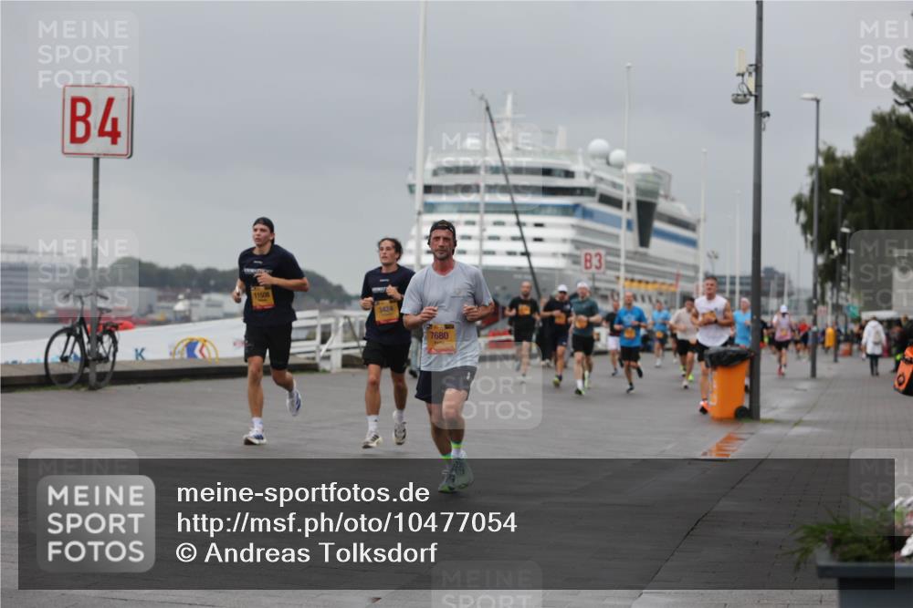 13.09.2026 - Kiel Lauf Andreas Tolksdorf http://msf.ph/oto/10477054 13.09.2026 11:50:10 Kiellinie 4, 11508, 3424, 7680, 3 meine-sportfotos.de