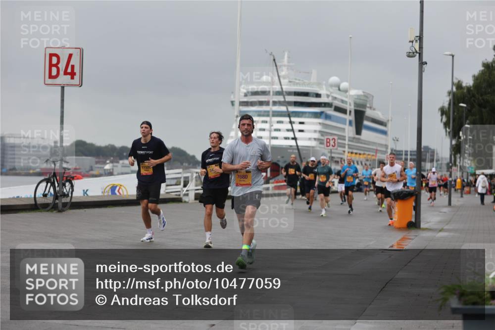 13.09.2026 - Kiel Lauf Andreas Tolksdorf http://msf.ph/oto/10477059 13.09.2026 11:50:10 Kiellinie 4, 11508, 7680, 3 meine-sportfotos.de
