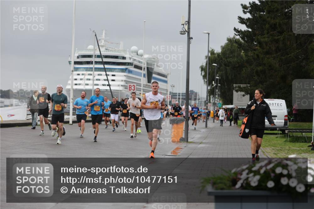 13.09.2026 - Kiel Lauf Andreas Tolksdorf http://msf.ph/oto/10477151 13.09.2026 11:50:14 Kiellinie 3, 100 meine-sportfotos.de