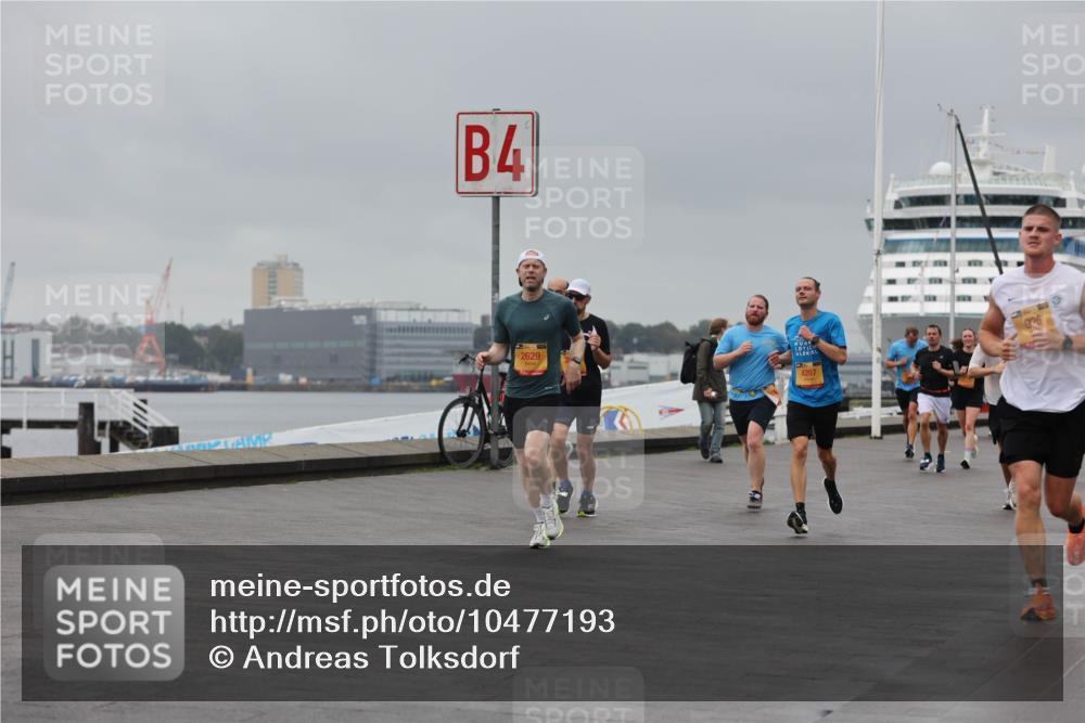 13.09.2026 - Kiel Lauf Andreas Tolksdorf http://msf.ph/oto/10477193 13.09.2026 11:50:17 Kiellinie 4, 2629, 4207, 926 meine-sportfotos.de