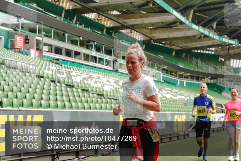 13.09.2026 - 21. swb-Marathon Bremen Michael Burmester http://msf.ph/oto/10477269 13.09.2026 10:39:47 Laufen im Stadion 10135, 10138, 10139, 10156, 10168, 10169, 10188, 10204, 10213, 10217, 10229, 10234, 10238, 10259, 10260, 10279, 10280, 10299, 10314, 10321, 10360, 10363, 10364, 10378, 10386, 10404, 10406, 10417, 10424, 10435, 10455, 10457, 10469, 10484, 10493, 10501, 10505, 10510, 10511, 10526, 10556, 10570, 10576, 10580, 10582, 10595, 10599, 10609, 10616, 10619, 10630, 10645, 10653, 10660, 10661, 10662, 10664, 10681, 10682, 10686, 10696, 10697, 10712, 10737, 10743, 10751 meine-sportfotos.de