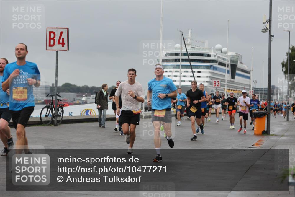 13.09.2026 - Kiel Lauf Andreas Tolksdorf http://msf.ph/oto/10477271 13.09.2026 11:50:20 Kiellinie 4207, 4, 505, 3 meine-sportfotos.de