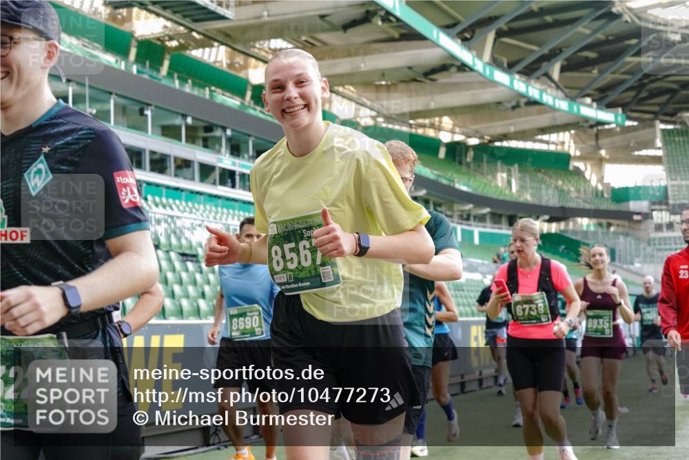 13.09.2026 - 21. swb-Marathon Bremen Michael Burmester http://msf.ph/oto/10477273 13.09.2026 13:17:23 Laufen im Stadion 134, 153, 231, 267, 271, 311, 404, 449, 588, 612, 732, 753, 837, 990, 1057, 1185, 1312, 1424, 1425, 1465, 1539, 1790, 1813, 1825, 1844, 1868, 1987, 2056, 2067, 2096, 2259, 2351, 2357, 2358, 2363, 2381, 2389, 2419, 2532, 2550, 2562, 2579, 2586, 2601, 2647, 2655, 2664, 2678, 2698, 2778, 2797, 2799, 2821, 2846, 2880, 2893, 2974, 2984, 2996, 3104, 3133, 3146, 3180, 3195, 3210, 3213, 3314, 3331, 3337, 3366, 3387, 3421, 3431, 3476, 3479, 3501, 3506, 3537, 3548, 3633, 3654 meine-sportfotos.de