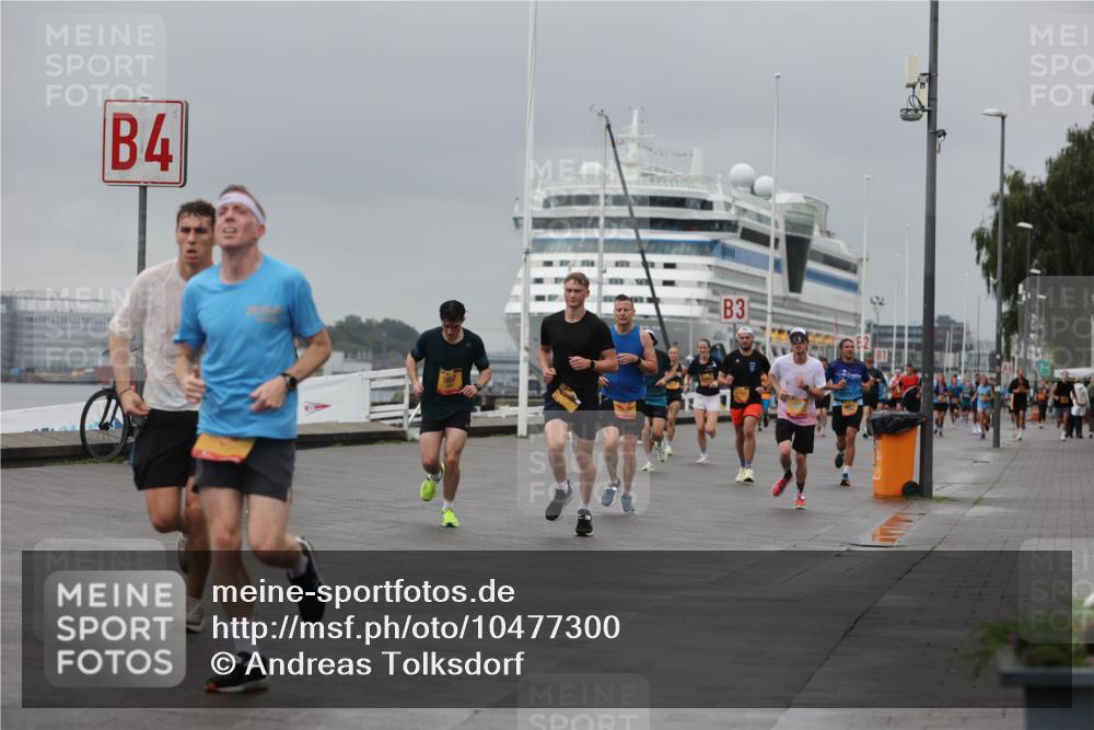 13.09.2026 - Kiel Lauf Andreas Tolksdorf http://msf.ph/oto/10477300 13.09.2026 11:50:22 Kiellinie 4, 3 meine-sportfotos.de