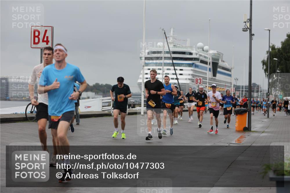 13.09.2026 - Kiel Lauf Andreas Tolksdorf http://msf.ph/oto/10477303 13.09.2026 11:50:22 Kiellinie 4, 3 meine-sportfotos.de