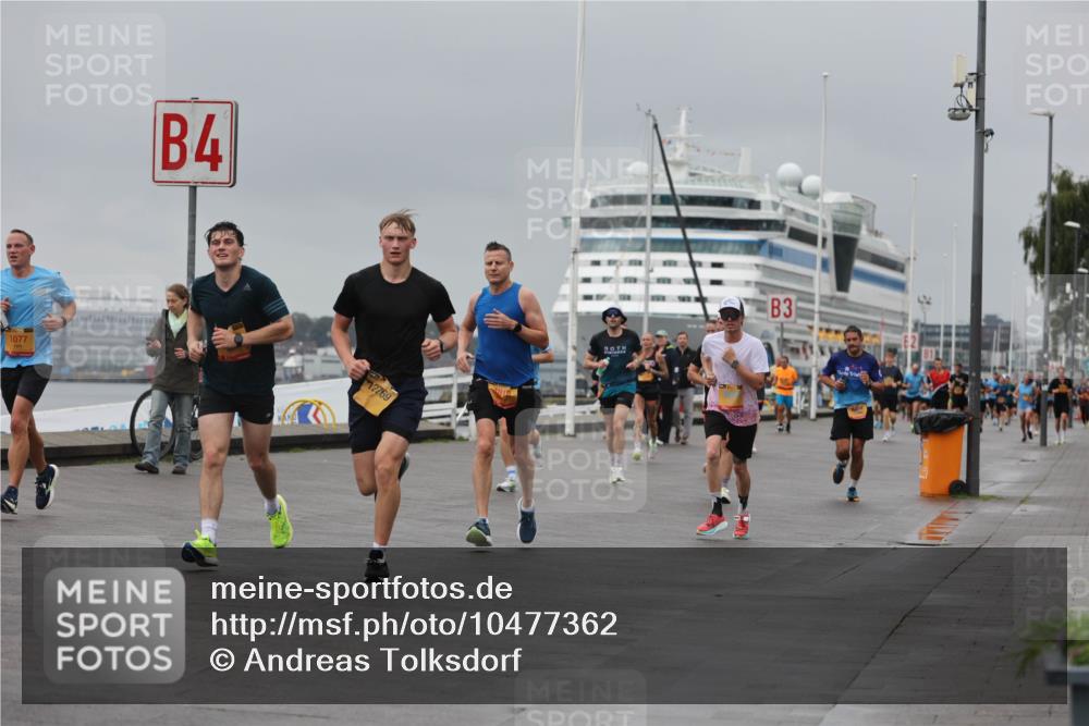 13.09.2026 - Kiel Lauf Andreas Tolksdorf http://msf.ph/oto/10477362 13.09.2026 11:50:24 Kiellinie 1077, 4, 12769, 3 meine-sportfotos.de