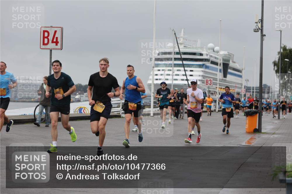 13.09.2026 - Kiel Lauf Andreas Tolksdorf http://msf.ph/oto/10477366 13.09.2026 11:50:24 Kiellinie 077, 4, 1657, 12769, 3 meine-sportfotos.de