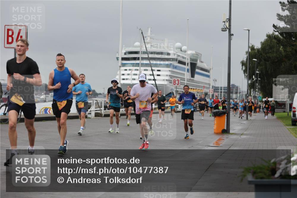 13.09.2026 - Kiel Lauf Andreas Tolksdorf http://msf.ph/oto/10477387 13.09.2026 11:50:25 Kiellinie 38, 8454 meine-sportfotos.de