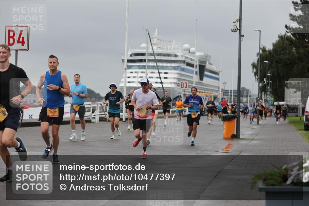 13.09.2026 - Kiel Lauf Andreas Tolksdorf http://msf.ph/oto/10477397 13.09.2026 11:50:25 Kiellinie 4, 769, 4818, 3 meine-sportfotos.de
