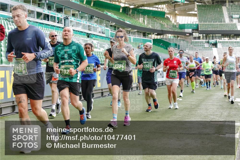 13.09.2026 - 21. swb-Marathon Bremen Michael Burmester http://msf.ph/oto/10477401 13.09.2026 13:17:27 Laufen im Stadion 134, 153, 231, 267, 271, 311, 404, 449, 588, 732, 753, 837, 990, 1057, 1185, 1312, 1424, 1425, 1465, 1539, 1790, 1813, 1825, 1844, 1868, 1987, 2056, 2067, 2096, 2259, 2351, 2357, 2358, 2363, 2381, 2389, 2419, 2532, 2550, 2562, 2579, 2586, 2601, 2647, 2655, 2664, 2698, 2778, 2797, 2799, 2821, 2846, 2849, 2880, 2893, 2974, 2984, 2996, 3104, 3133, 3146, 3180, 3195, 3210, 3213, 3314, 3331, 3337, 3366, 3387, 3421, 3431, 3476, 3479, 3501, 3506, 3537, 3548, 3633, 3654 meine-sportfotos.de