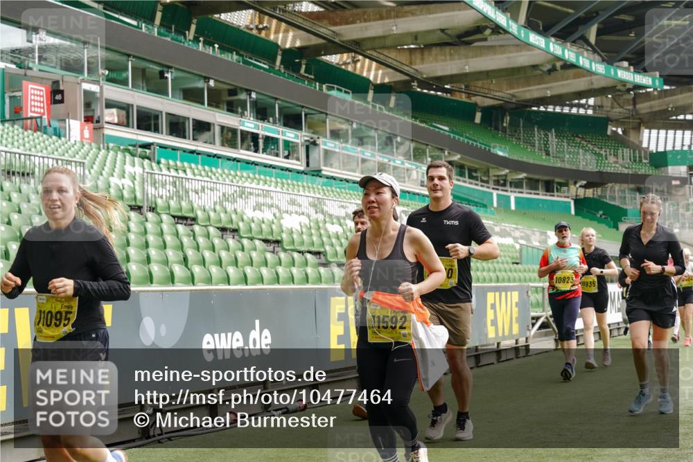 13.09.2026 - 21. swb-Marathon Bremen Michael Burmester http://msf.ph/oto/10477464 13.09.2026 10:39:54 Laufen im Stadion 10135, 10138, 10139, 10156, 10169, 10188, 10204, 10213, 10217, 10229, 10234, 10238, 10259, 10260, 10279, 10280, 10299, 10314, 10321, 10360, 10363, 10364, 10378, 10386, 10404, 10406, 10417, 10424, 10435, 10455, 10457, 10469, 10484, 10493, 10501, 10505, 10510, 10511, 10526, 10556, 10570, 10576, 10580, 10582, 10595, 10599, 10609, 10616, 10619, 10630, 10653, 10660, 10662, 10664, 10686, 10696, 10712, 10737, 10743, 10751 meine-sportfotos.de