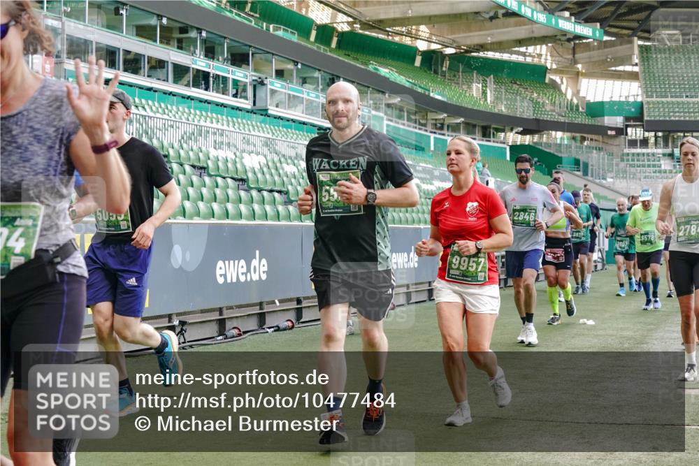 13.09.2026 - 21. swb-Marathon Bremen Michael Burmester http://msf.ph/oto/10477484 13.09.2026 13:17:29 Laufen im Stadion 134, 153, 231, 267, 271, 311, 404, 449, 588, 732, 753, 837, 990, 1057, 1185, 1312, 1424, 1425, 1465, 1539, 1790, 1813, 1825, 1844, 1868, 1987, 2056, 2067, 2096, 2259, 2351, 2357, 2358, 2363, 2381, 2389, 2419, 2532, 2550, 2562, 2579, 2586, 2601, 2647, 2655, 2664, 2698, 2778, 2797, 2799, 2821, 2846, 2849, 2880, 2893, 2974, 2984, 2996, 3104, 3133, 3146, 3180, 3195, 3210, 3213, 3314, 3331, 3337, 3366, 3387, 3421, 3431, 3476, 3479, 3501, 3506, 3537, 3548, 3633, 3654, 3740 meine-sportfotos.de