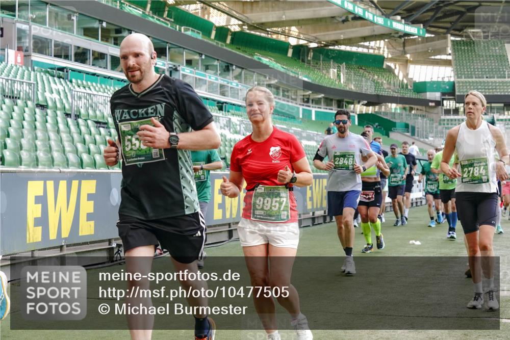 13.09.2026 - 21. swb-Marathon Bremen Michael Burmester http://msf.ph/oto/10477505 13.09.2026 13:17:30 Laufen im Stadion 134, 153, 231, 267, 271, 311, 404, 449, 588, 732, 753, 837, 990, 1057, 1185, 1312, 1424, 1425, 1465, 1539, 1790, 1813, 1825, 1844, 1868, 1987, 2056, 2067, 2096, 2123, 2259, 2351, 2357, 2358, 2363, 2381, 2389, 2419, 2532, 2550, 2562, 2579, 2586, 2601, 2647, 2655, 2664, 2698, 2778, 2797, 2799, 2821, 2846, 2849, 2880, 2893, 2974, 2984, 2996, 3104, 3133, 3146, 3180, 3195, 3210, 3213, 3314, 3337, 3366, 3387, 3421, 3431, 3476, 3479, 3501, 3506, 3537, 3548, 3633, 3654, 3740 meine-sportfotos.de