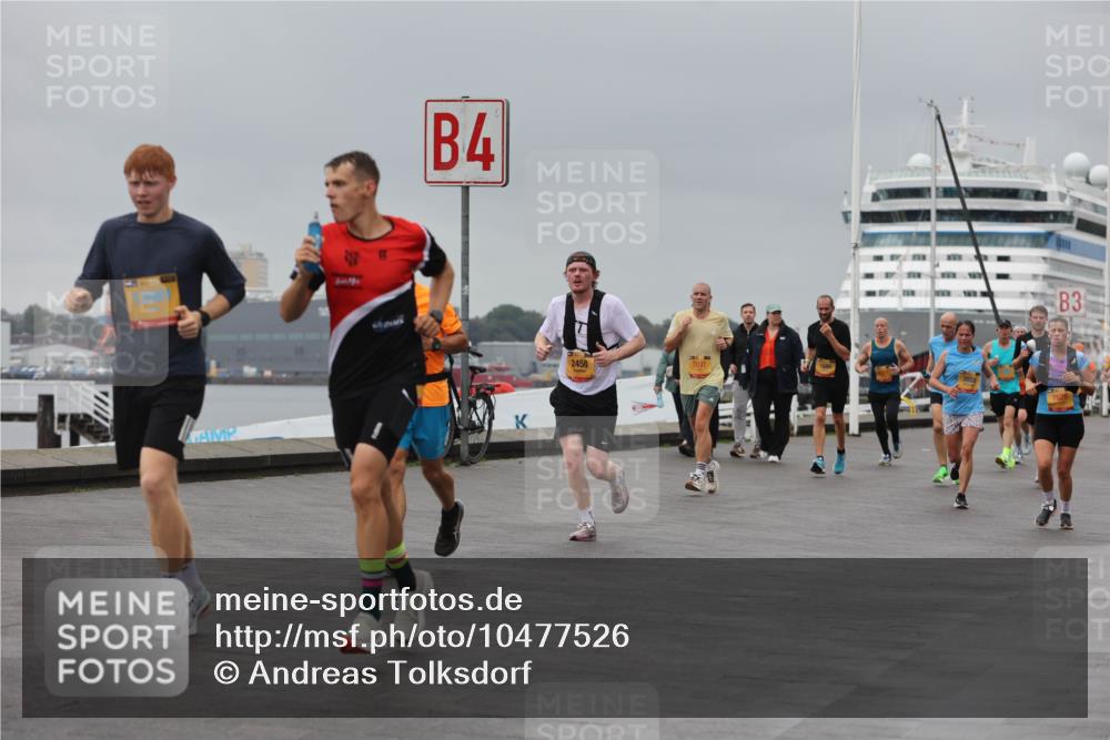 13.09.2026 - Kiel Lauf Andreas Tolksdorf http://msf.ph/oto/10477526 13.09.2026 11:50:40 Kiellinie 4, 2458, 7037, 3 meine-sportfotos.de