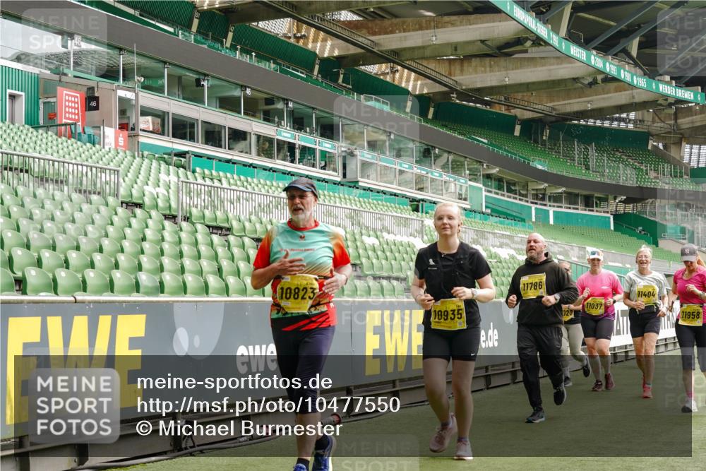 13.09.2026 - 21. swb-Marathon Bremen Michael Burmester http://msf.ph/oto/10477550 13.09.2026 10:39:58 Laufen im Stadion 10135, 10138, 10139, 10156, 10169, 10188, 10204, 10213, 10217, 10229, 10234, 10238, 10259, 10260, 10279, 10280, 10299, 10314, 10321, 10360, 10363, 10364, 10378, 10386, 10404, 10406, 10417, 10424, 10435, 10455, 10457, 10469, 10484, 10493, 10501, 10505, 10510, 10511, 10556, 10570, 10576, 10580, 10582, 10595, 10599, 10609, 10616, 10619, 10630, 10653, 10660, 10662, 10664, 10686, 10696, 10712, 10737, 10743, 10751 meine-sportfotos.de