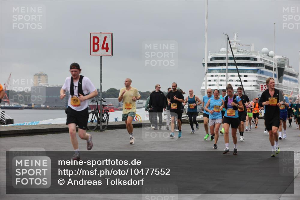 13.09.2026 - Kiel Lauf Andreas Tolksdorf http://msf.ph/oto/10477552 13.09.2026 11:50:42 Kiellinie 2458, 4, 388, 7037, 7526, 3, 3371 meine-sportfotos.de